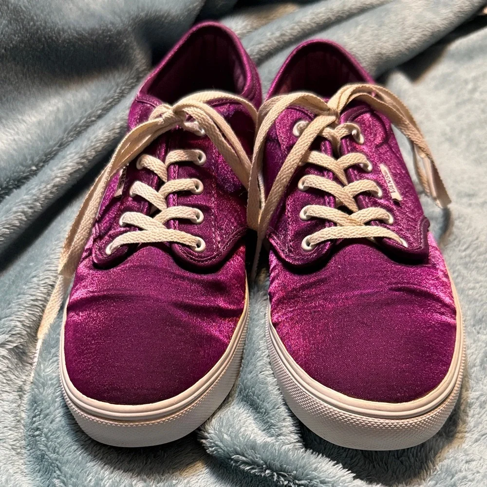 Vans Women's velvet Purple Sneakers Size 7